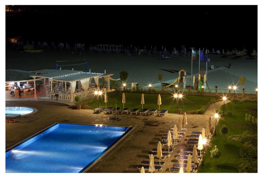 Aparthotel Regina Mare Tsarevo Exterior photo