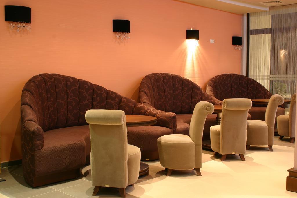 Aparthotel Regina Mare Tsarevo Exterior photo